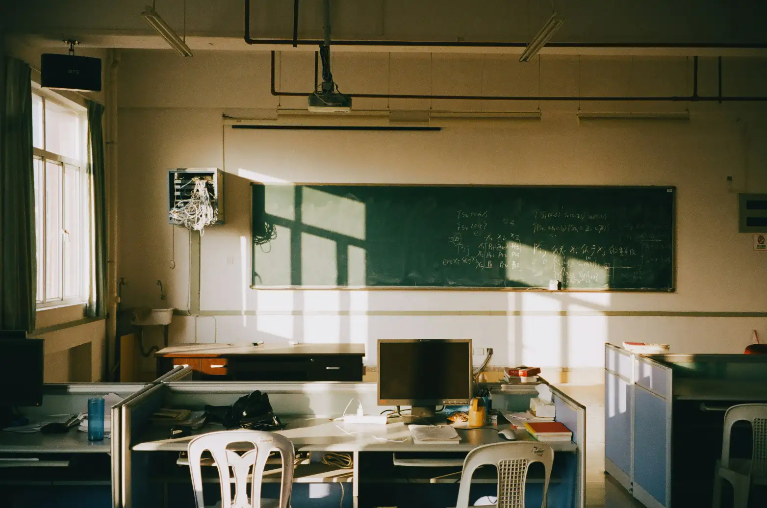 How California School Districts Are Solving Teacher Vacancy